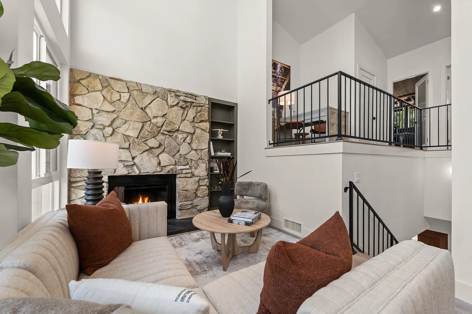 Shtëpi Moderne dhe Dizajn Elegant në Zonë të Qetë photo 2