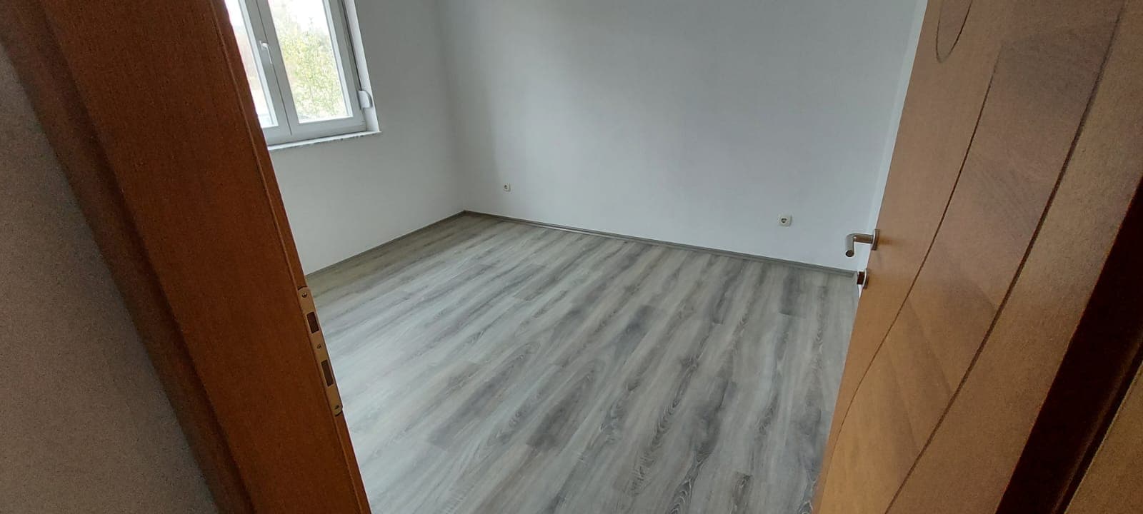 Shtëpi me 3 kate dhe hyrje të veçanta në Matiqan, Prishtinë photo 6